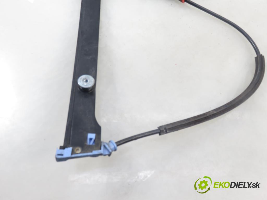 VW POLO (6N2) HB 2000 40,00 1.4 - ANX 1390,00 mechanismus oken PPE 3D 6N3959802C