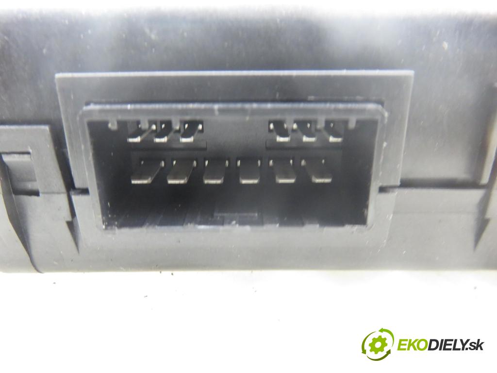 FIAT IDEA (350_) HB 2005 0,00 1.3 D Multijet - 188 A9.000 1248,00 MODUL Dvere 46842371