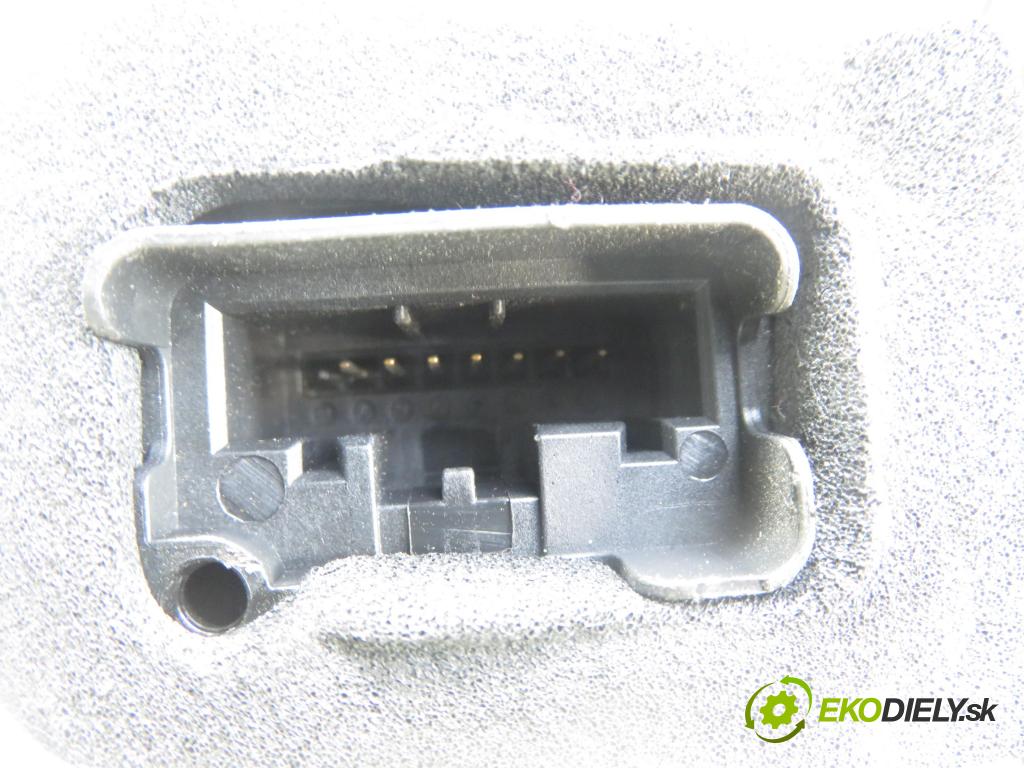 VW GOLF VII Variant (BA5, BV5) KOMBI 2019 850,00 1.6 TDI CR 115 - DGTE 1598,00 zámok PTE 5TA839016E