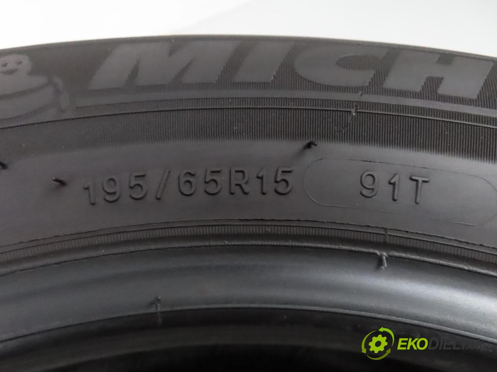 2015    PNEUMATIKY: / PNEUMATIKY: ZIMA