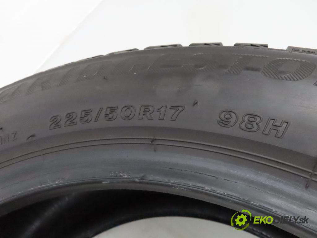 2017    PNEUMATIKY: / PNEUMATIKY: ZIMA