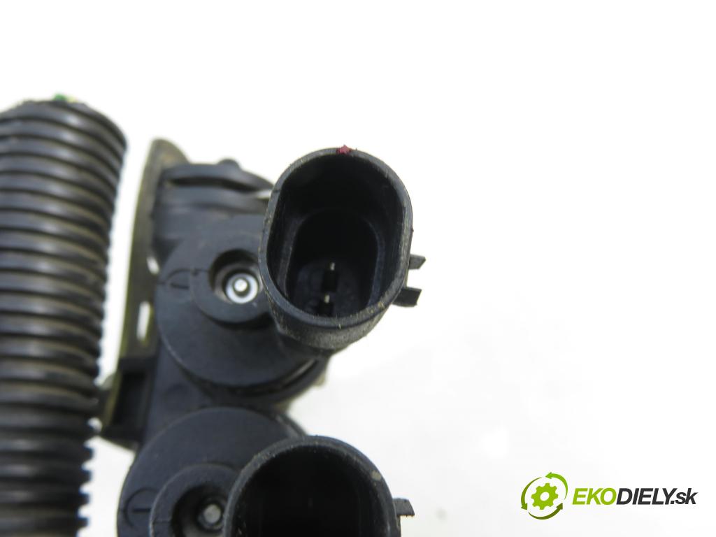 KIA CEE'D liftback (ED) HB 2008 80,00 1.4 16V 109 - G4FA 1396,00 Lišta vstrekovacia LPG 67R010185 ; DE802125