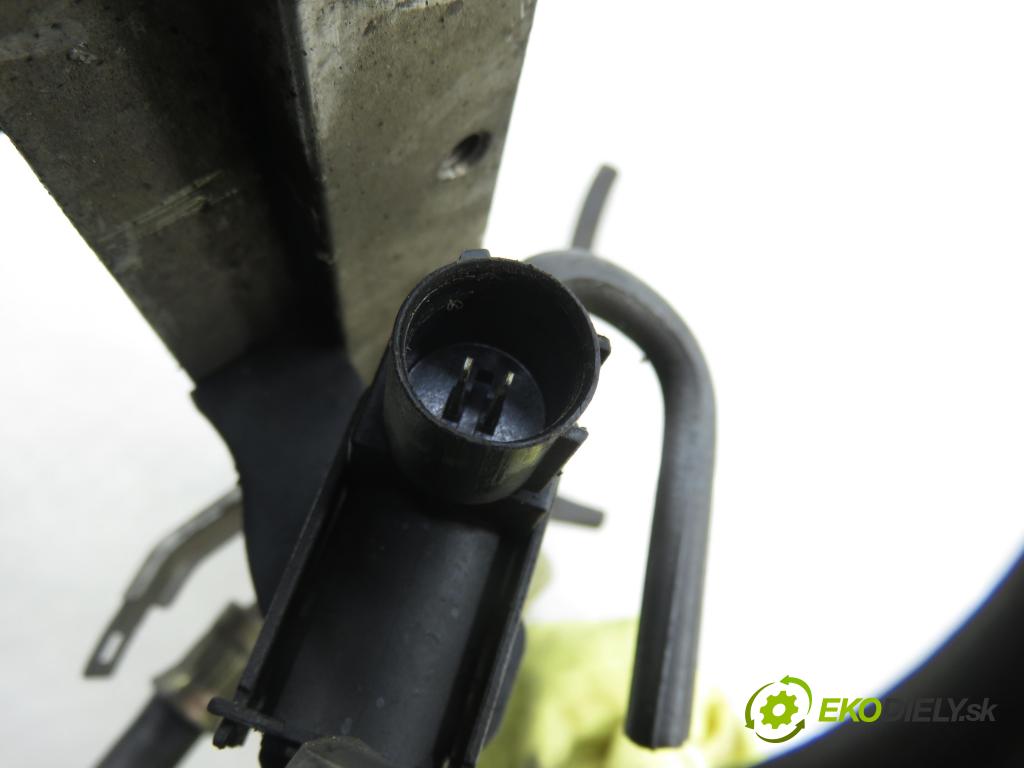 HONDA ACCORD VI (CK, CG, CH, CF8) SEDAN 2000 100,00 1.8 i (CG8) - F18B2 1850,00 Lišta vstrekovacia  (Vstrekovacia lišta)