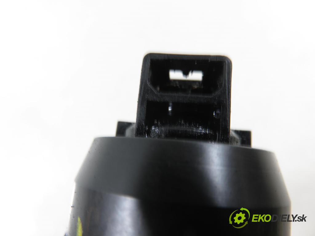 SKODA FABIA I (6Y2) SEDAN 2007 51,00 1.4 TDI - BNM 1422,00 Vstrekovač 045130073T ; 0414720035 (Vstrekovač paliva)