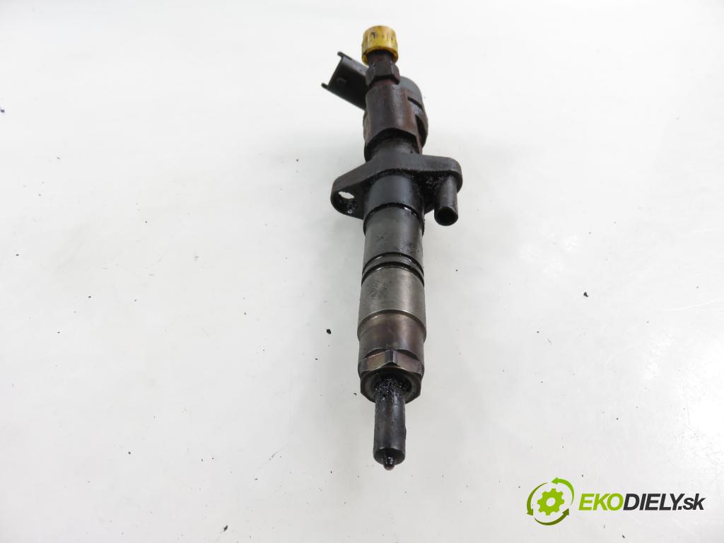 RENAULT MASTER II Skrzynia (FD) FURGON 2007 88,00 2.5 dCi 120 - G9U 650 2464,00 vstřikovač 0445110265 ; H82484403 (Vstřikovač paliva)