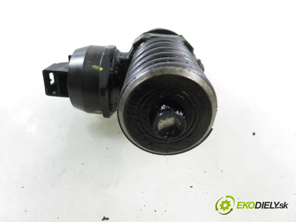 SKODA FABIA I (6Y2) SEDAN 2007 51,00 1.4 TDI - BNM 1422,00 Vstrekovač 045130073T ; 0414720035 (Vstrekovač paliva)