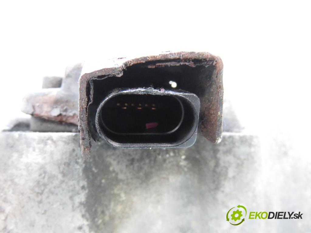 VW PASSAT B5.5 Variant (3B6) KOMBI 2002 96,00 1.9 TDI PD 130 - AVF 1896,00 Vaňa olejová 06B103603N (Olejová vaňa)