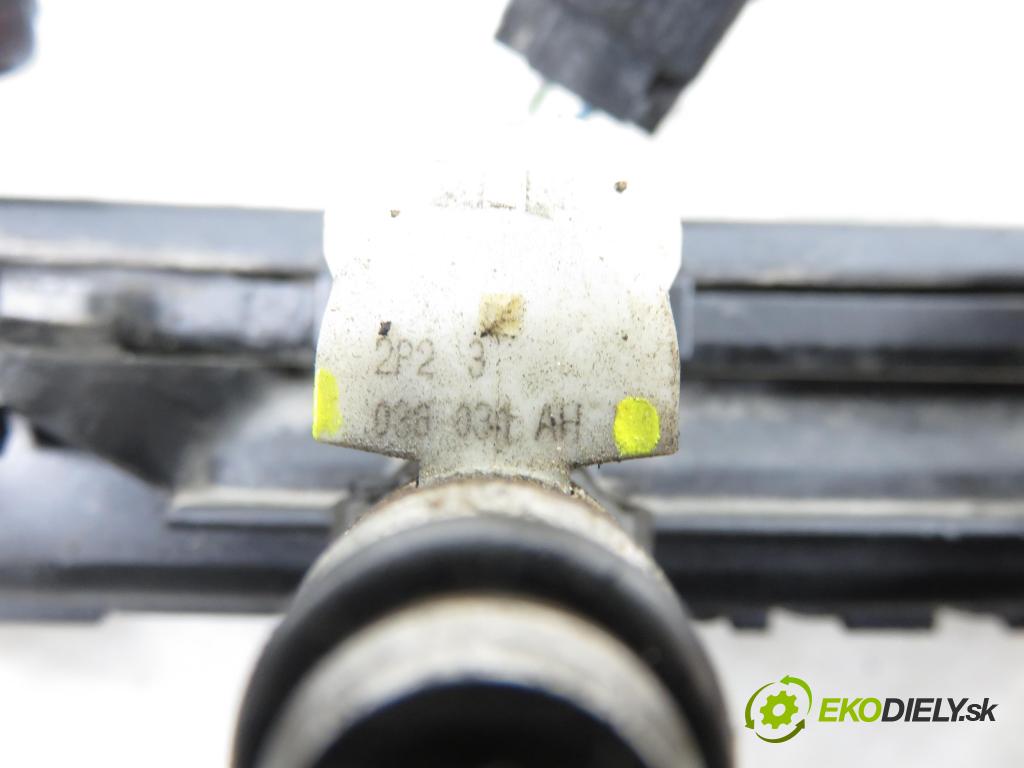 SEAT IBIZA IV (6J5, 6P1) HB 2013 63,00 1.4 - CGGB 1390,00 Lišta vstrekovacia IWP196 ; 036031AH ; 036133319CD (Vstrekovacia lišta)