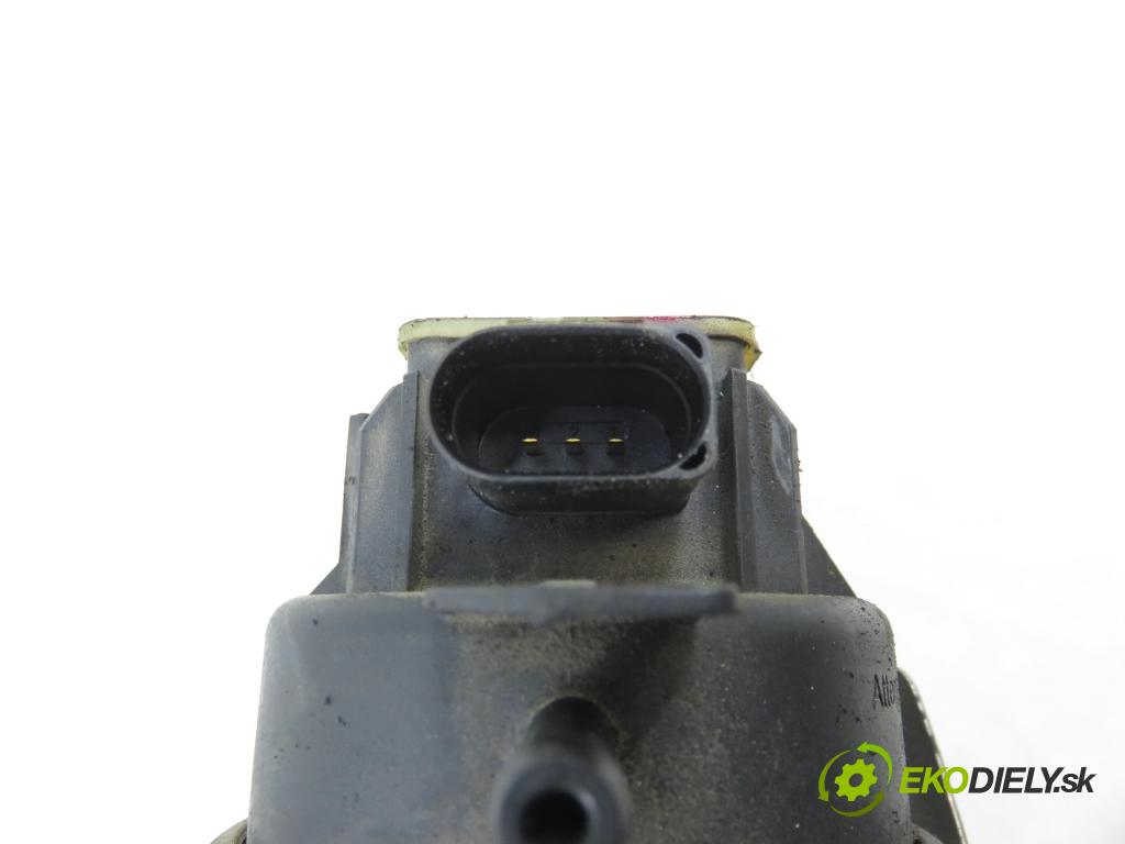 AUDI A4 Avant (8K5, B8) KOMBI 2009 105,00 2.0 TDI - CAGA 1968,00 Turbodúchadlo 03L145702D (Turbodúchadlo (kompletné))