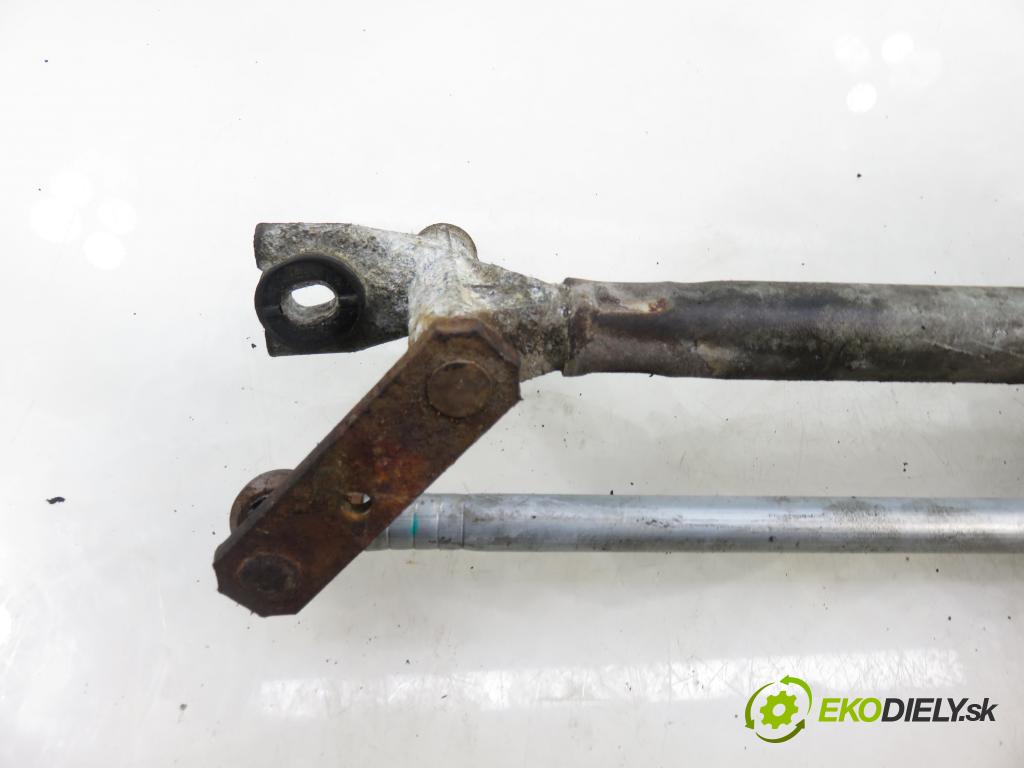 OPEL CORSA C (X01) HB 2002 43,00 1.0 12V 58 - Z 10 XE 973,00 MECHANISMUS/ motorek stěračů