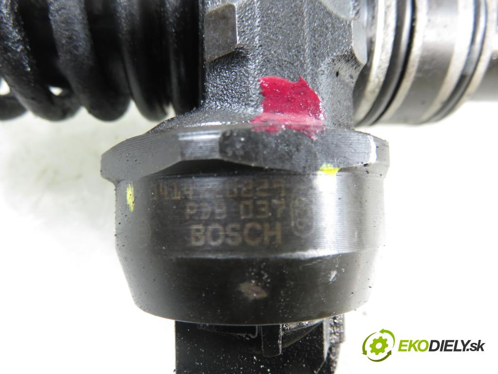 AUDI A4 Avant (8ED, B7) KOMBI 2007 103,00 2.0 TDI - BPW 1968,00 Vstrekovač 038130073BJ ; 0414720229 (Vstrekovač paliva)