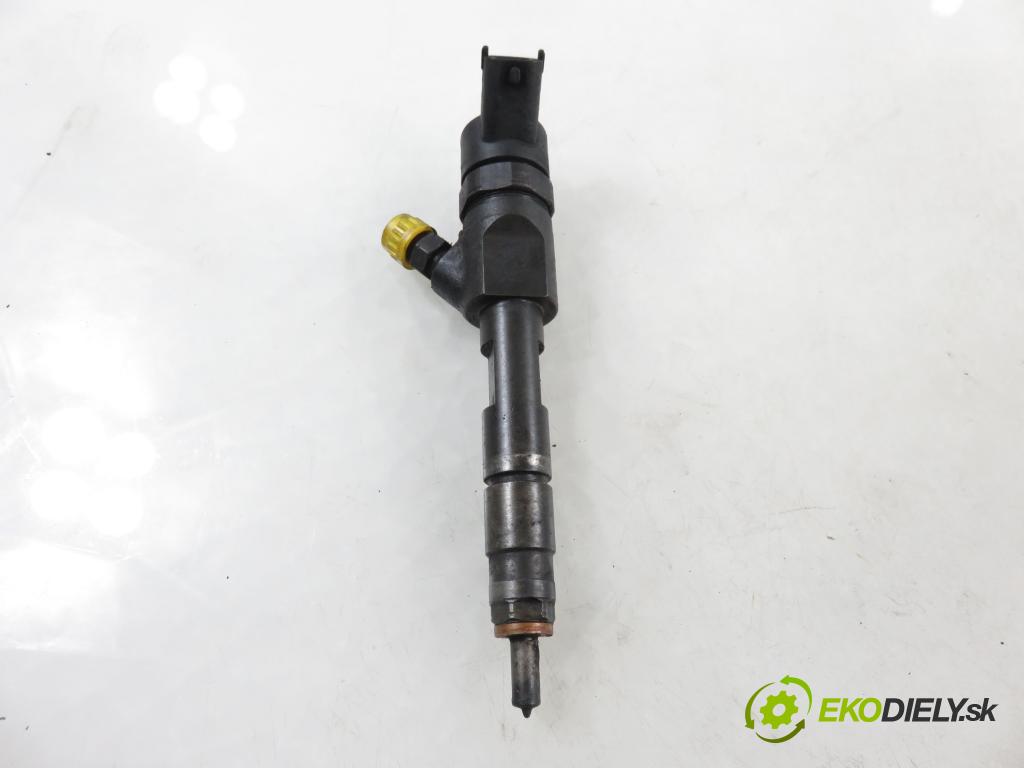 RENAULT MEGANE II Kombi (KM0/1_) KOMBI 2008 96,00 1.9 dCi 131 - F9Q 804 1870,00 vstrekovač 0445110280 ; H82606383 (Vstrekovač paliva)