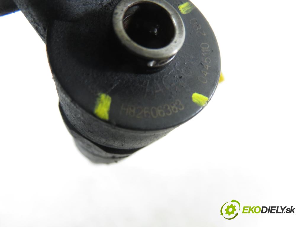 RENAULT MEGANE II Kombi (KM0/1_) KOMBI 2008 96,00 1.9 dCi 131 - F9Q 804 1870,00 vstrekovač 0445110280 ; H82606383 (Vstrekovač paliva)