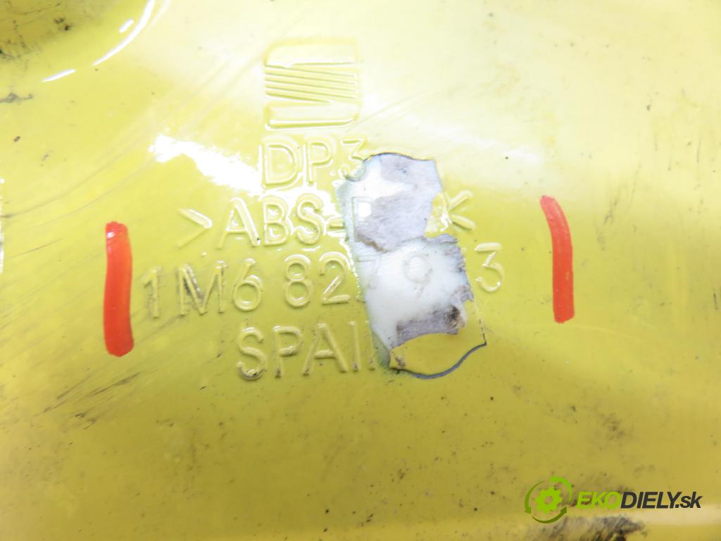 SEAT LEON (1M1) HB 2000 81,00 1.9 TDI - AHF 1896,00 SPOJLER dveří 1M6827933