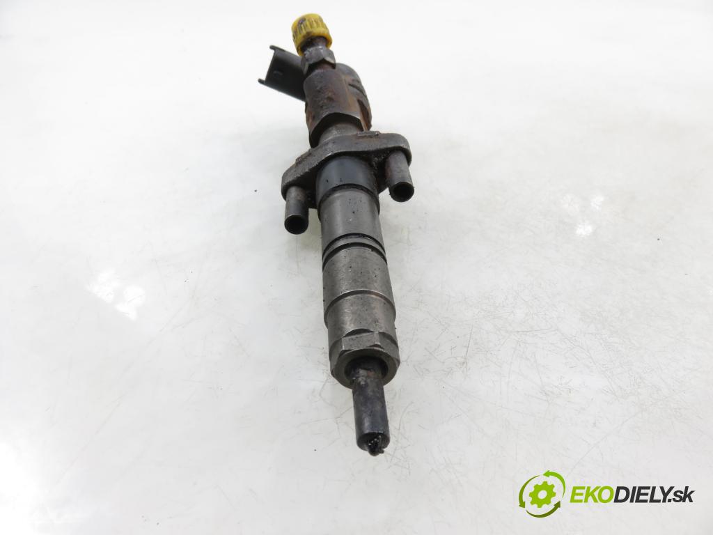 RENAULT MASTER II Skrzynia (FD) FURGON 2007 88,00 2.5 dCi 120 - G9U 650 2464,00 vstřikovač 0445110265 ; H82484403 (Vstřikovač paliva)