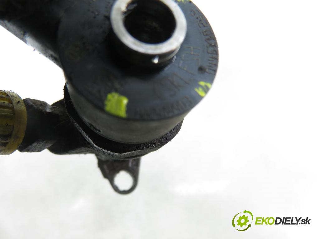 RENAULT MASTER II Skrzynia (FD) FURGON 2007 88,00 2.5 dCi 120 - G9U 650 2464,00 vstřikovač 0445110265 ; H82484403 (Vstřikovač paliva)