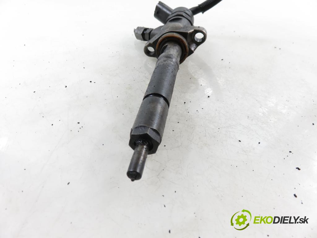 PEUGEOT PARTNER Skrzynia (5_, G_) KOMBIVAN 2008 55,00 1.6 HDi 75 - 9HW (DV6BTED4) 1560,00 vstrekovač 0445110239 (Vstrekovač paliva)