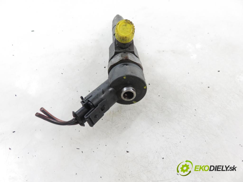 SUZUKI GRAND VITARA II (JT, TE, TD) SUV 2007 95,00 1.9 DDiS 129 4x4 - F9Q 264 1870,00 vstrekovač 0445110230 ; 8200389369 (Vstrekovač paliva)