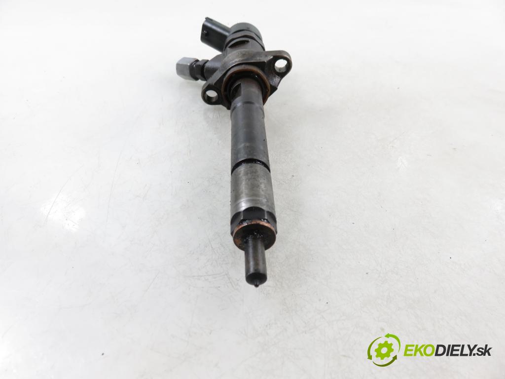 PEUGEOT PARTNER Skrzynia (5_, G_) KOMBIVAN 2008 55,00 1.6 HDi 75 - 9HW (DV6BTED4) 1560,00 vstrekovač 0445110239 (Vstrekovač paliva)