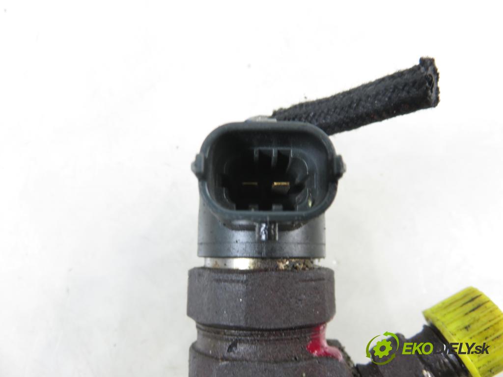 ALFA ROMEO 159 (939_) SEDAN 2007 110,00 1.9 JTDM 16V - 939 A2.000 1910,00 vstrekovač 0445110243 (Vstrekovač paliva)