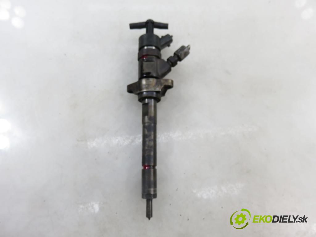 PEUGEOT PARTNER Skrzynia (5_, G_) KOMBIVAN 2008 55,00 1.6 HDi 75 - 9HW (DV6BTED4) 1560,00 vstrekovač 0445110239 (Vstrekovač paliva)