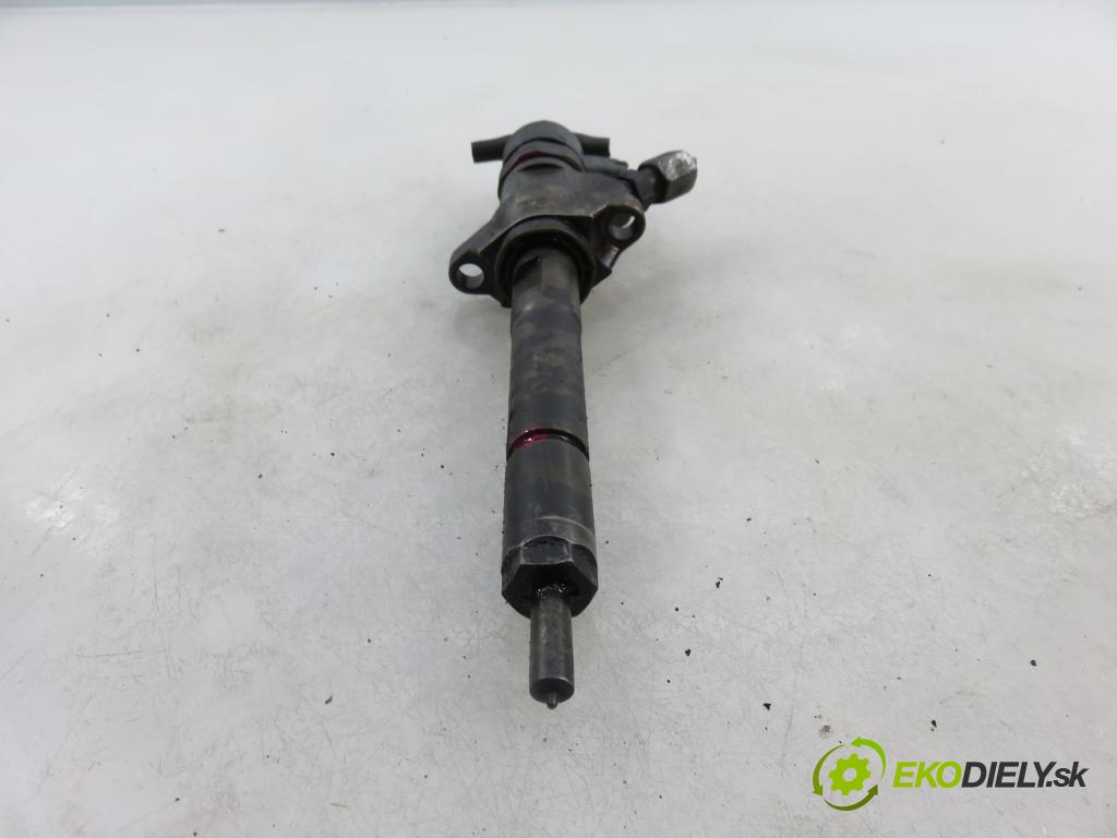 PEUGEOT PARTNER Skrzynia (5_, G_) KOMBIVAN 2008 55,00 1.6 HDi 75 - 9HW (DV6BTED4) 1560,00 vstrekovač 0445110239 (Vstrekovač paliva)