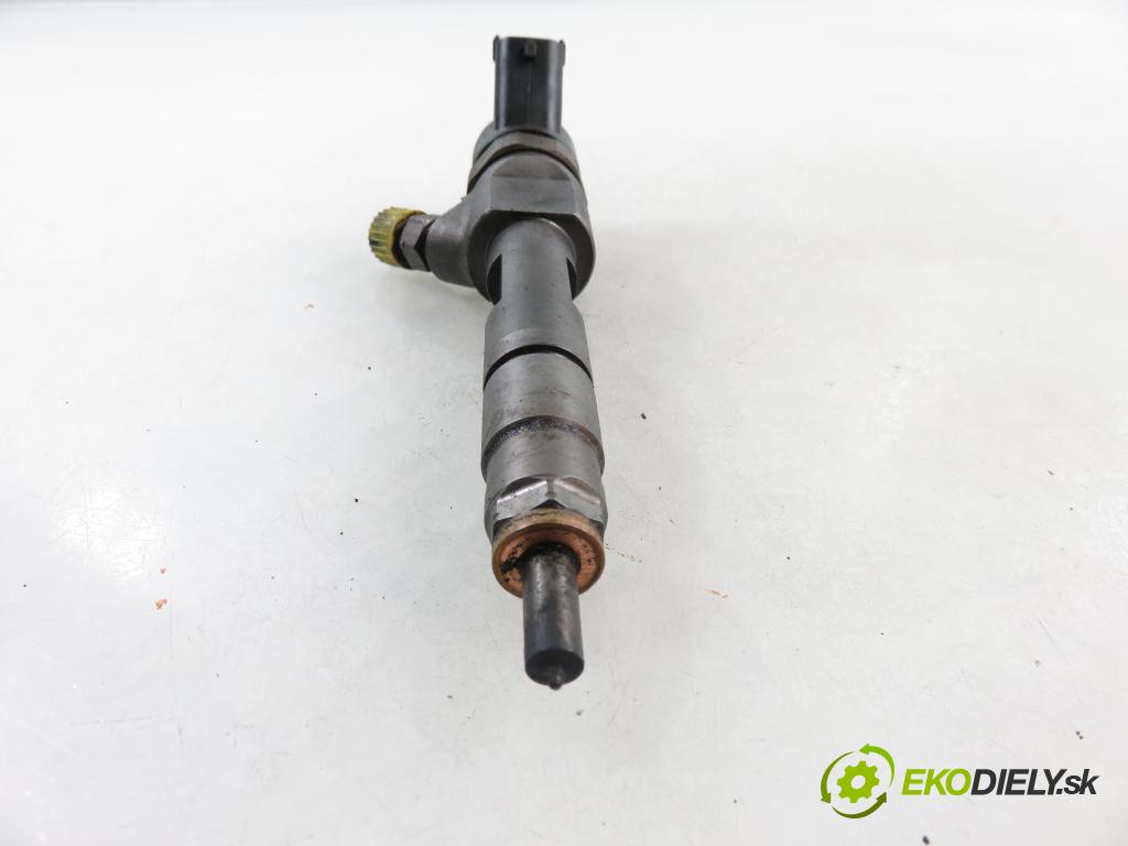 SUZUKI GRAND VITARA II (JT, TE, TD) SUV 2007 95,00 1.9 DDiS 129 4x4 - F9Q 264 1870,00 vstrekovač 0445110230 ; 8200389369 (Vstrekovač paliva)