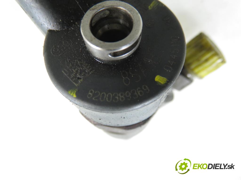 SUZUKI GRAND VITARA II (JT, TE, TD) SUV 2007 95,00 1.9 DDiS 129 4x4 - F9Q 264 1870,00 vstrekovač 0445110230 ; 8200389369 (Vstrekovač paliva)