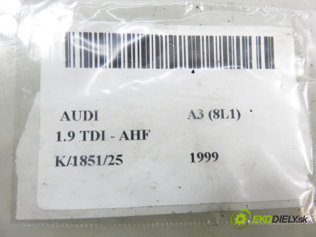AUDI A3 (8L1) HB 1999 81,00 1.9 TDI 110 - AHF 1896,00 potenciometr plynového pedálu 1J1721503H (Potenciometr plynového pedálu)