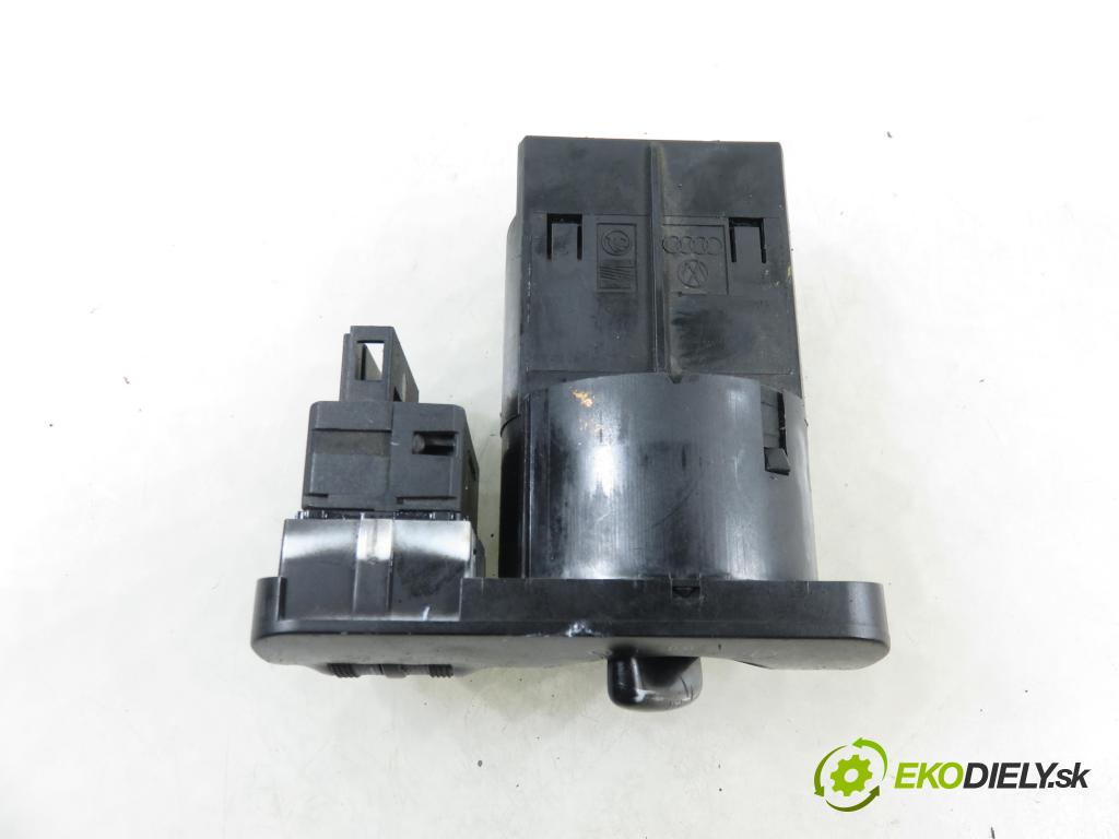 AUDI A3 (8L1) HB 1999 81,00 1.9 TDI 110 - AHF 1896,00 prepínač svetlá 8L1941531E