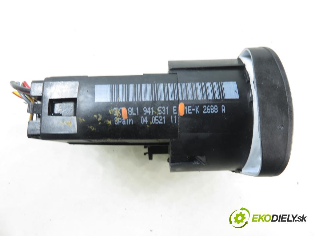 AUDI A3 (8L1) HB 1999 81,00 1.9 TDI 110 - AHF 1896,00 prepínač svetlá 8L1941531E