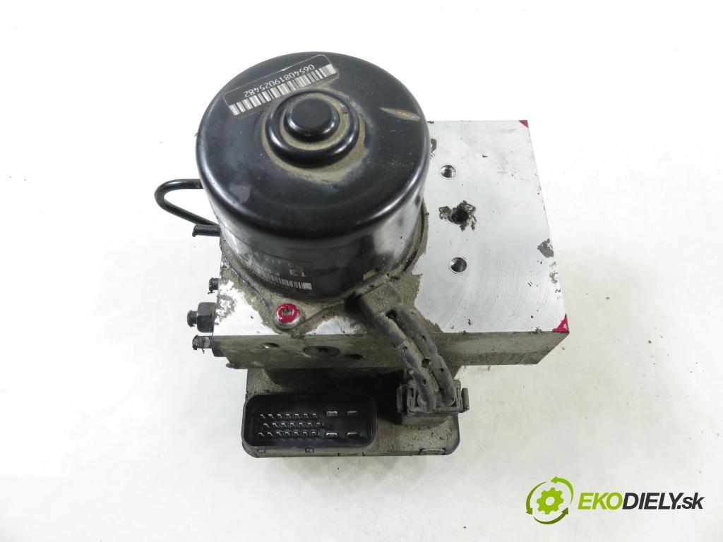 AUDI A3 (8L1) HB 1999 81,00 1.9 TDI 110 - AHF 1896,00 pumpa ABS 1J0907379H ; 1J0614217C (Pumpa ABS)