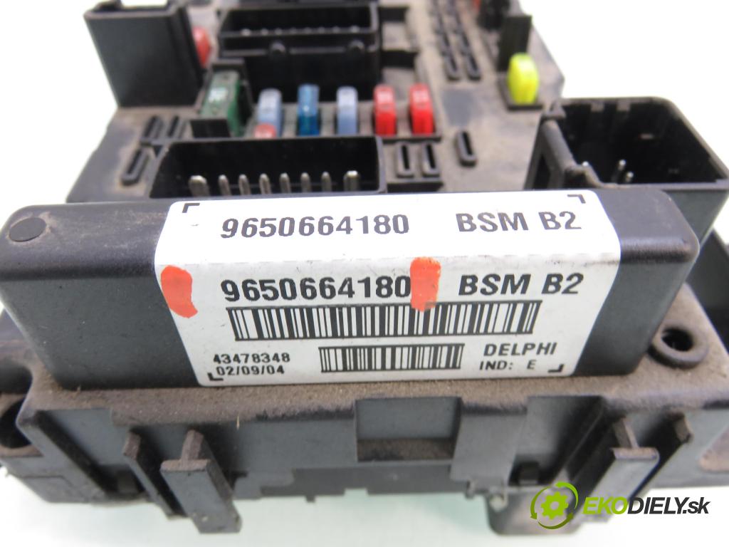 PEUGEOT 307 (3A/C) HB 2004 50,00 1.4 HDi - 8HZ (DV4TD) 1398,00 MODUL BSM 9650664180