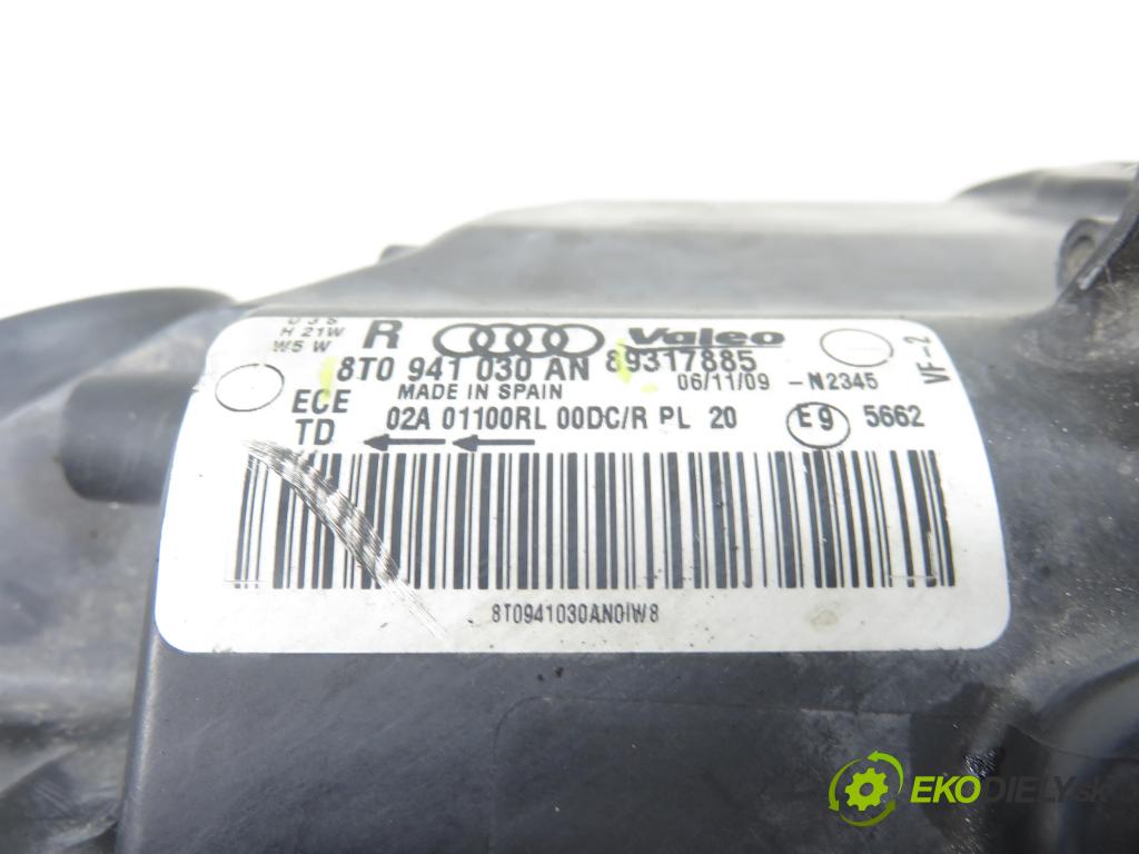 AUDI A5 (8T3) COUPE 2007 176,00 3.0 TDI quattro - CAPA 2967,00 světlo PP 8T0941030AN