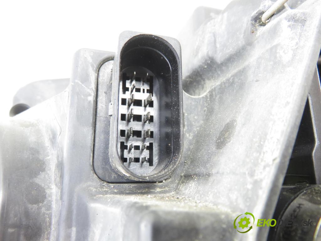 AUDI A5 (8T3) COUPE 2007 176,00 3.0 TDI quattro - CAPA 2967,00 světlo PP 8T0941030AN