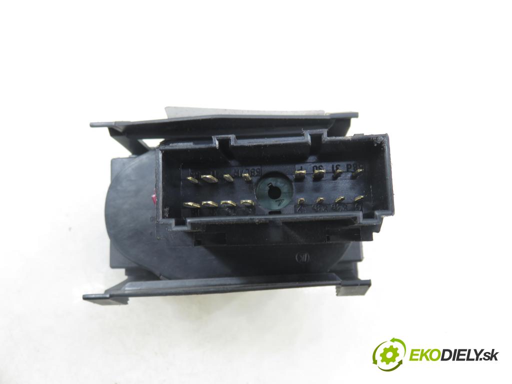 FORD FOCUS II (DA_, HCP) HB 2005 74,00 1.6 - SHDC 1596,00 prepínač svetlá 4M5T13A024CA