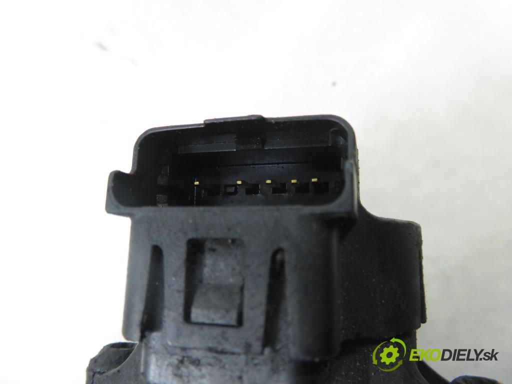 FORD FOCUS II Turnier (DA_, FFS, DS) KOMBI 2006 80,00 1.6 TDCi 109 - G8DE 1560,00 Škrtiaca klapka 9655971880 (Škrtiaca klapka)