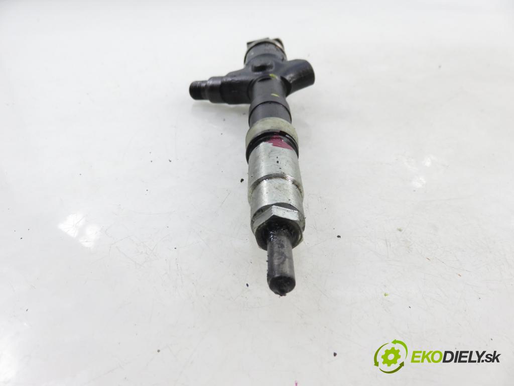 TOYOTA COROLLA (_E12_) HB 2005 85,00 2.0 D-4D 116 (CDE120R_, CDE120L_) - 1CD-FTV 1995,00 vstrekovač 236700G010 (Vstrekovač paliva)