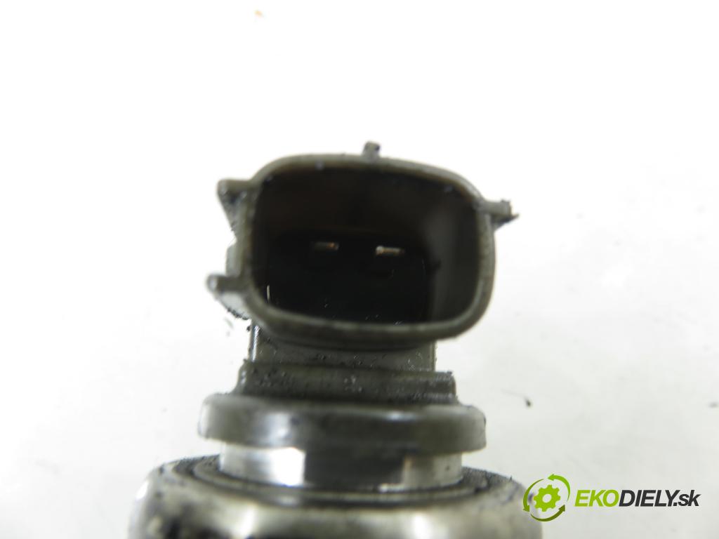 TOYOTA COROLLA (_E12_) HB 2005 85,00 2.0 D-4D 116 (CDE120R_, CDE120L_) - 1CD-FTV 1995,00 vstrekovač 236700G010 (Vstrekovač paliva)