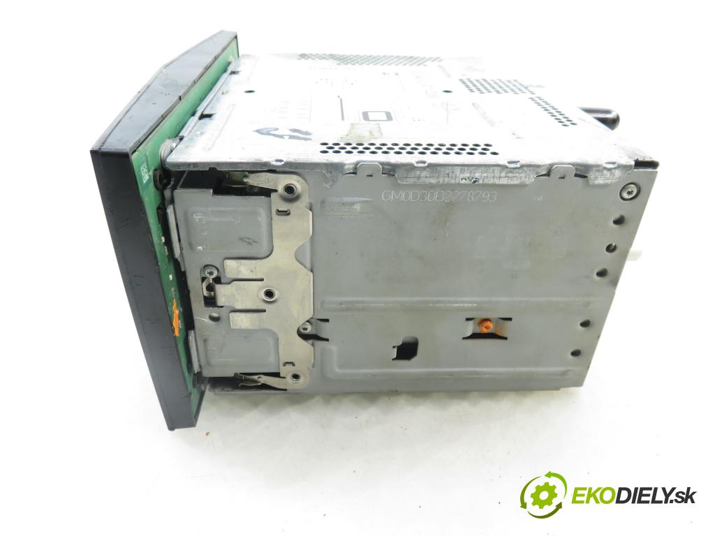 OPEL ASTRA H GTC (L08) HB 2006 74,00 1.7 CDTi - Z 17 DTH 1686,00 RADIO CD 13357123