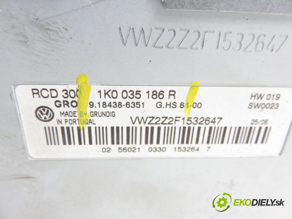 VW PASSAT B6 (3C2) SEDAN 2006 110,00 2.0 FSI - BVY 1984,00 RADIO CD 1K0035186R