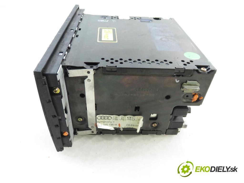 AUDI A3 (8L1) HB 2002 75,00 1.6 8V 102 - BFQ 1595,00 RADIO CD modul 8L0035195H