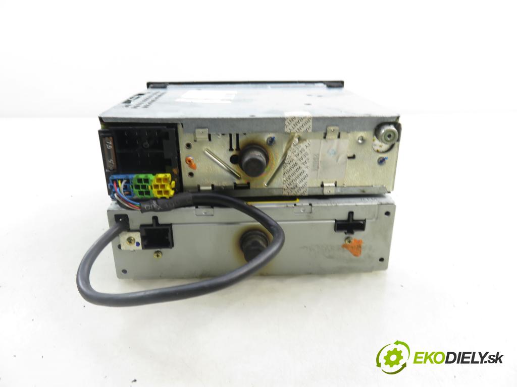 VW POLO (9N_) HB 2004 55,00 1.4 TDI PD 75 - AMF 1422,00 RADIO CD Modul 1J0035152C ; 1J0035119C