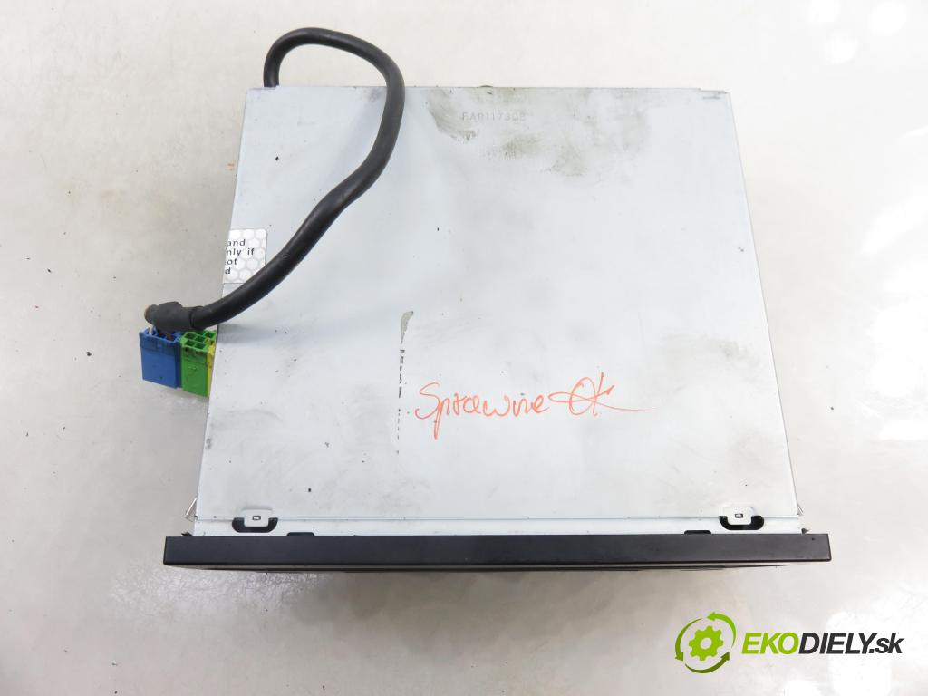 VW POLO (9N_) HB 2004 55,00 1.4 TDI PD 75 - AMF 1422,00 RADIO CD Modul 1J0035152C ; 1J0035119C