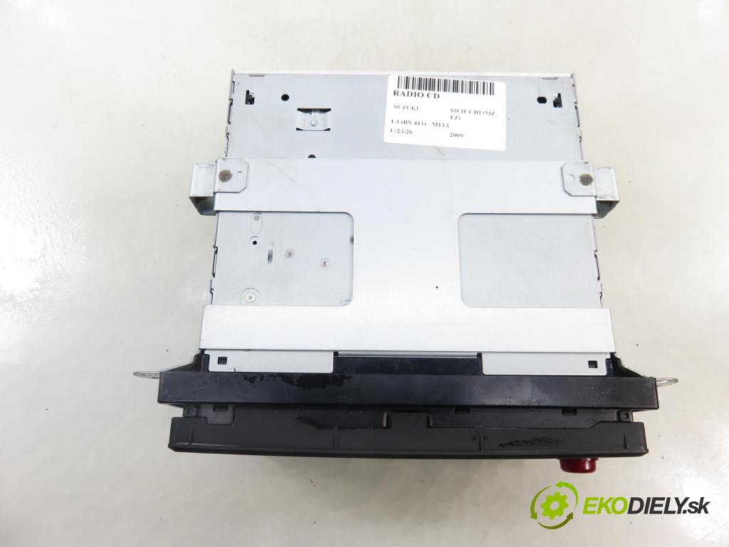 SUZUKI SWIFT III (MZ, EZ) HB 2009 68,00 1.3 92 - M13A 1328,00 RADIO CD 3992066J10000