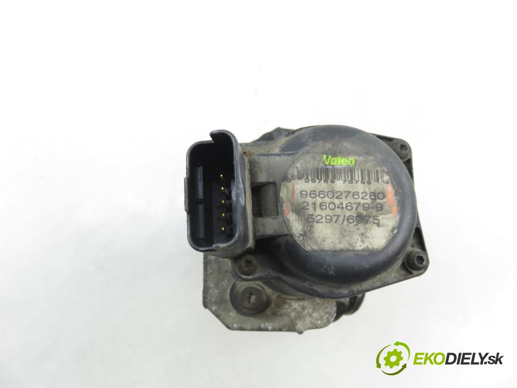 FORD FOCUS II Turnier (DA_, FFS, DS) KOMBI 2006 80,00 1.6 TDCi 109 - G8DE 1560,00 VENTIL EGR 9660276280 ; 216046799