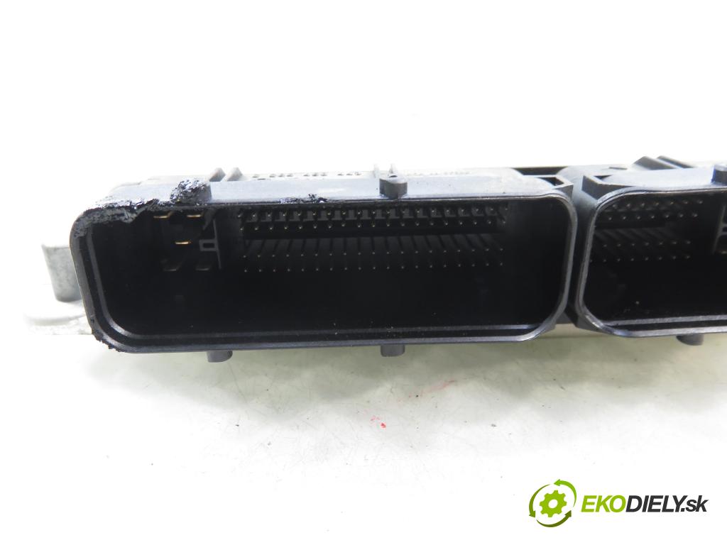 VW PASSAT B5.5 (3B3) SEDAN 2001 96,00 1.9 TDI - AWX 1896,00 Riadiaca jednotka Motor 038906019EH ; 0281010558