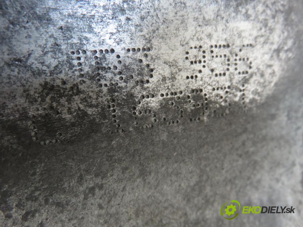 RENAULT SCENIC I (JA0/1_) MINIVAN 2001 75,00 1.9 dCi 102 - F9Q 732 1870,00 převodovka MANUALNA JB3956