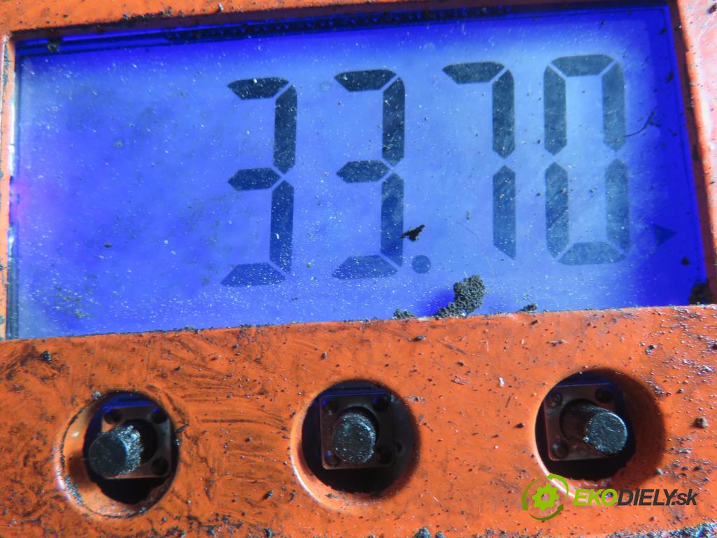 RENAULT SCENIC I (JA0/1_) MINIVAN 2001 75,00 1.9 dCi 102 - F9Q 732 1870,00 převodovka MANUALNA JB3956