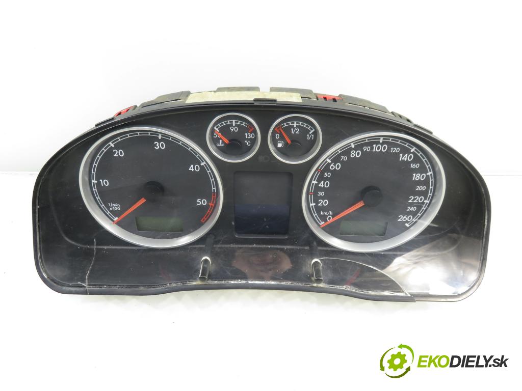 VW PASSAT B5.5 (3B3) SEDAN 2001 96,00 1.9 TDI - AWX 1896,00 Prístrojovka elektrický 3B0920825A ; 110080052002